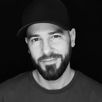 Chris_Portrait_Q_BW_1